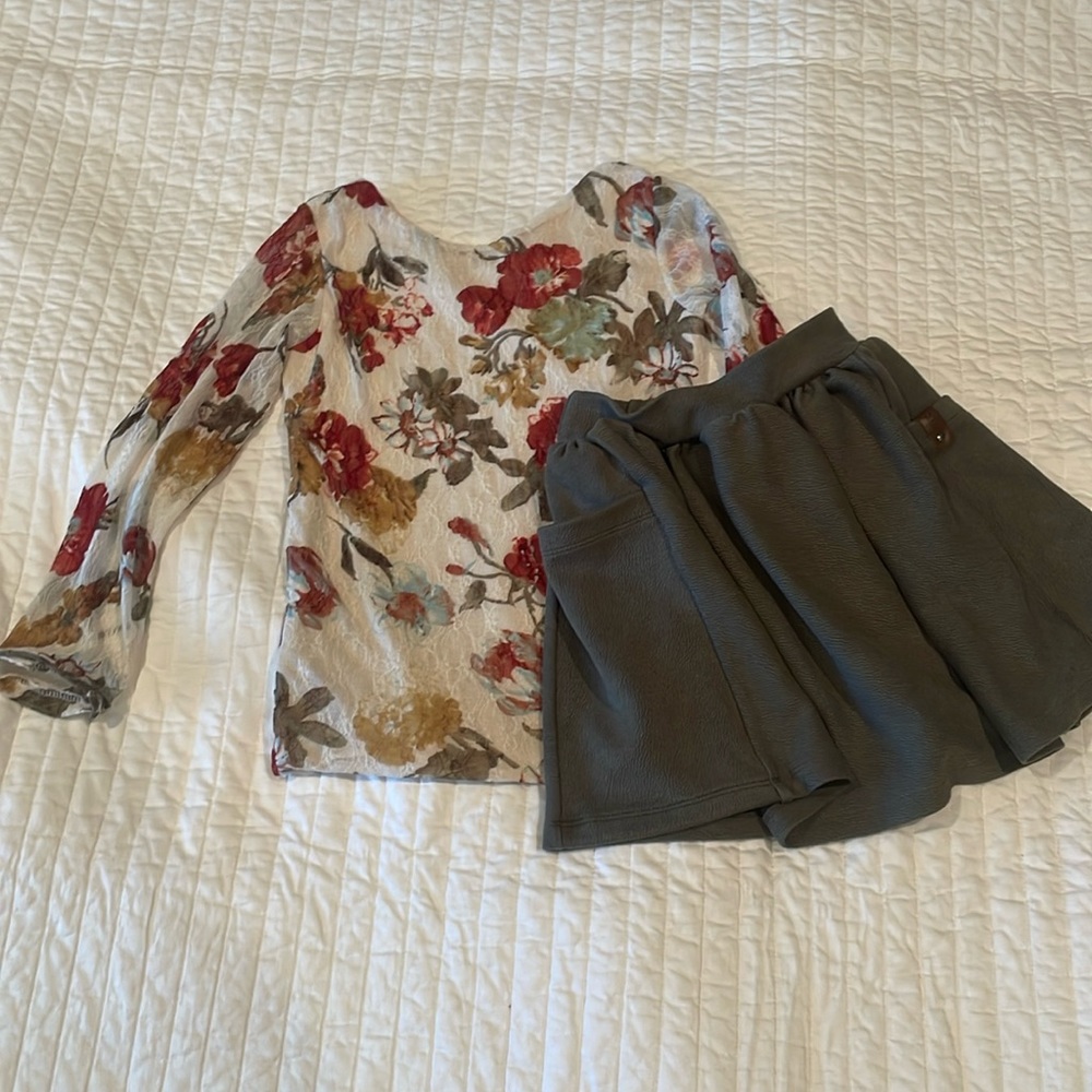 Mini Street Clothing (Canadian brand) Youth girls set